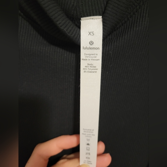 NWT Lululemon Dress - Picture 5 of 6